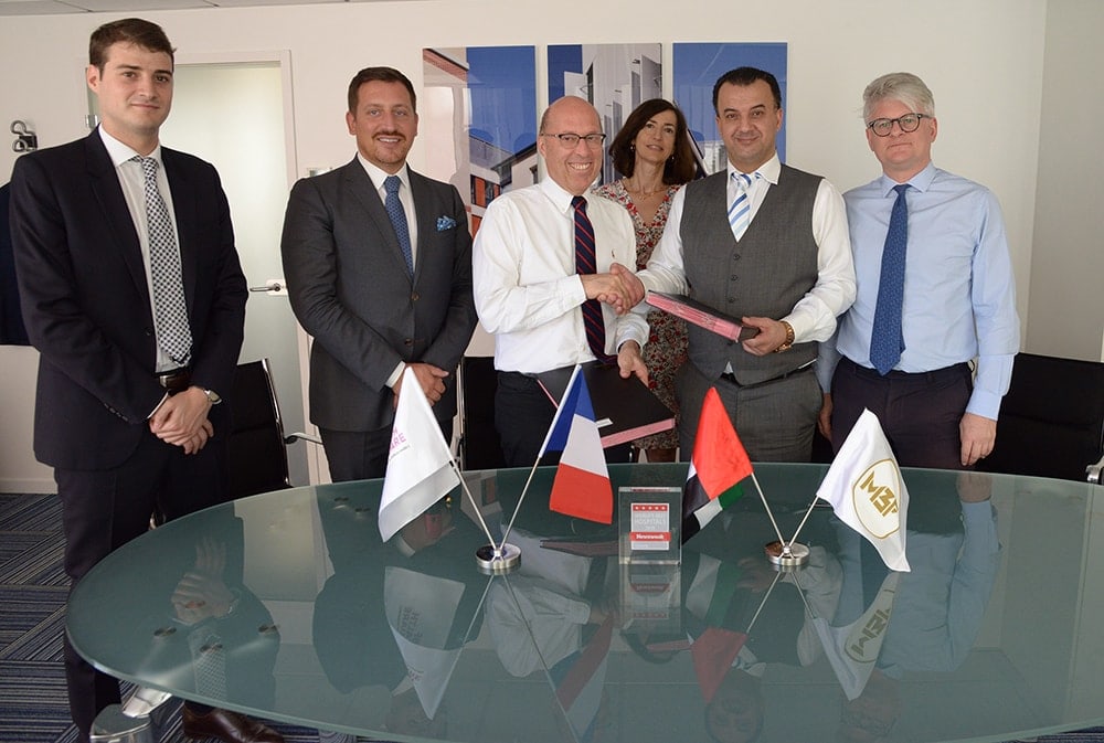 Signature d'un accord cadre 1 photo signature 1